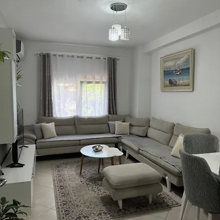Apartament Modern For Rent In Tirana